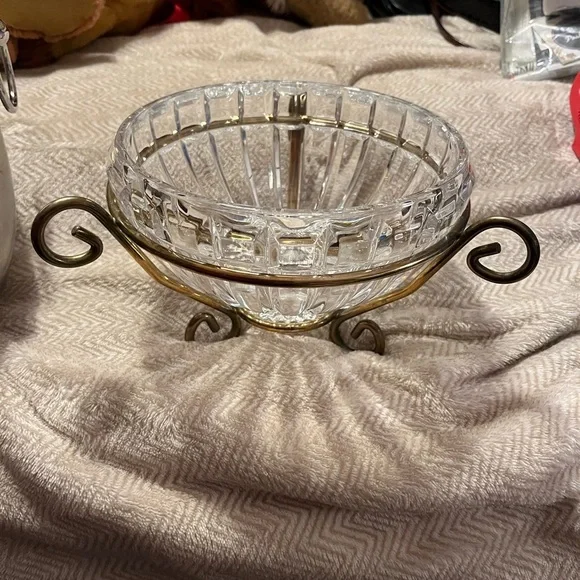 Mikasa 8” Refections Austria cut crystal bowl w/ 3 leg gold stand elegant fancy - Picture 7 of 8